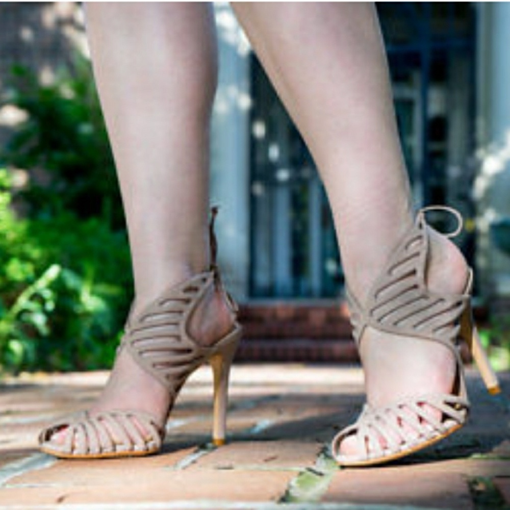 SCHUTZ Netural Anamelia Leather Sandal